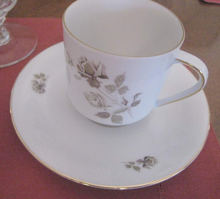 JOE83 Flat Cup & Saucer Set by Johann Seltmann-1