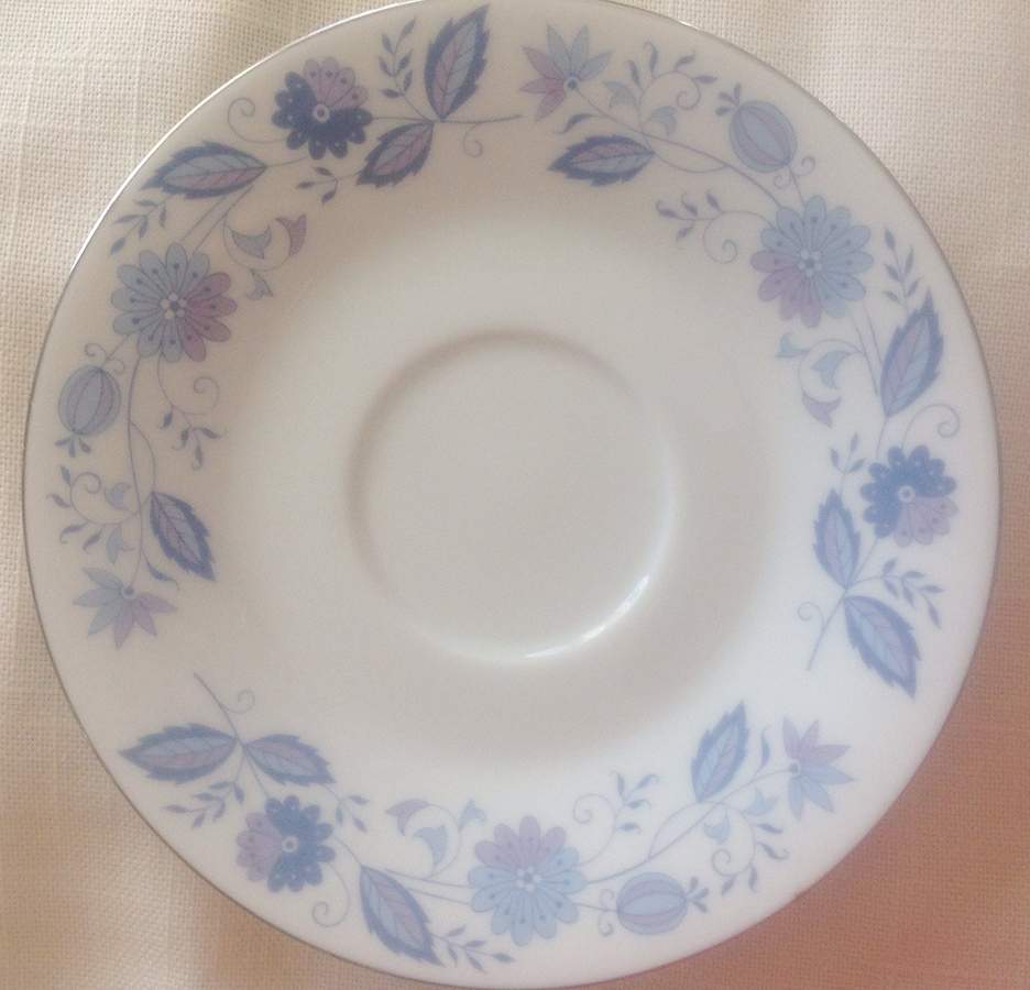 JAP139 Saucer by Japan-1
