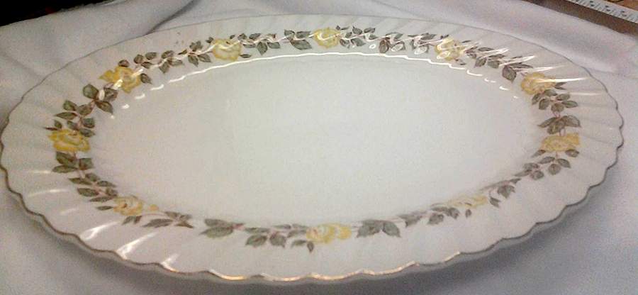 JB1309 13" Oval Serving Platter by Johnson Brothers-1