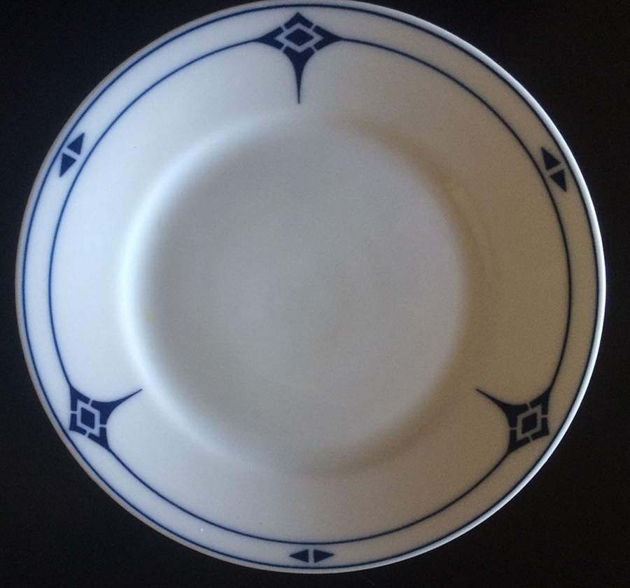 JAE298 Dinner Plate by Jaeger-1