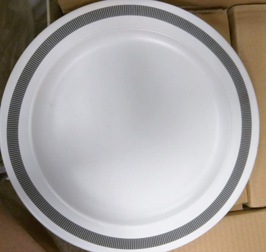 Haberdas Her Dinner Plate by Jaclyn Smith-1