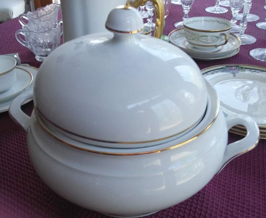 JKW89 Tureen &  Lid by JKW Bavaria-1