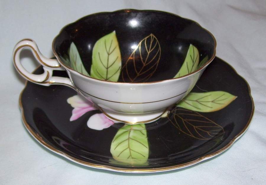 JAP1380 Footed Cup & Saucer Set by Japan-1