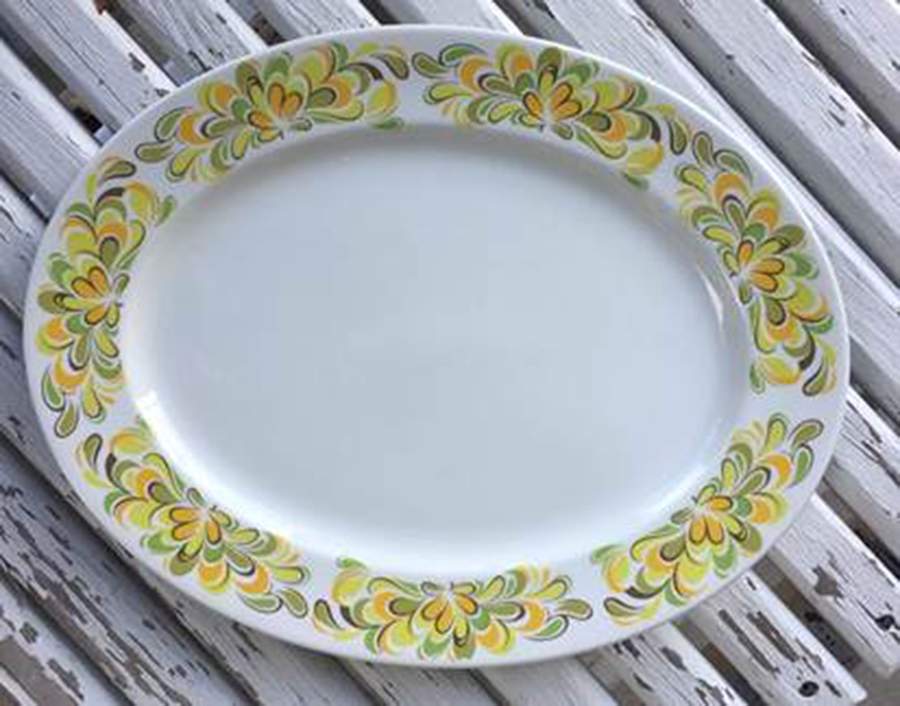 Sun Valley 13" Oval Serving Platter by Johnson Brothers-1