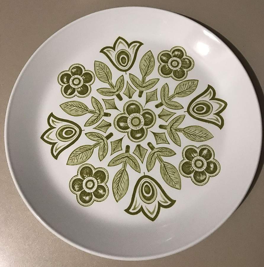 Lancaster Dinner Plate by Johnson Brothers-1