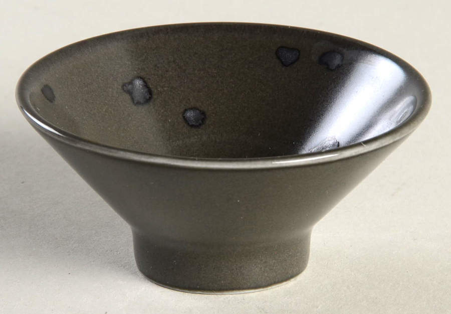 Tiramisu Truffle (Dark Brown) Sauce Cup by Jaune de Chrome-1