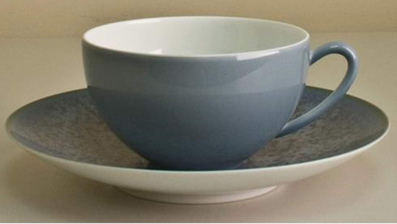 Veronese Flat Cup & Saucer Set by Jaune de Chrome-1