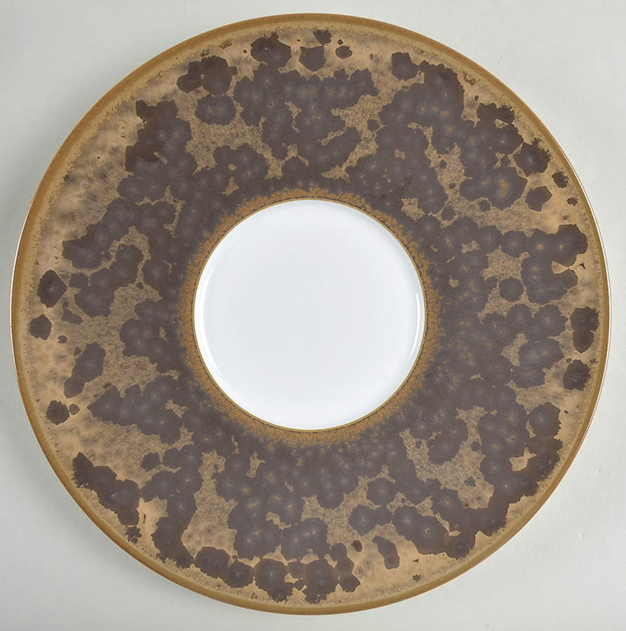 Zoulou Presentation Plate by Jaune de Chrome-1