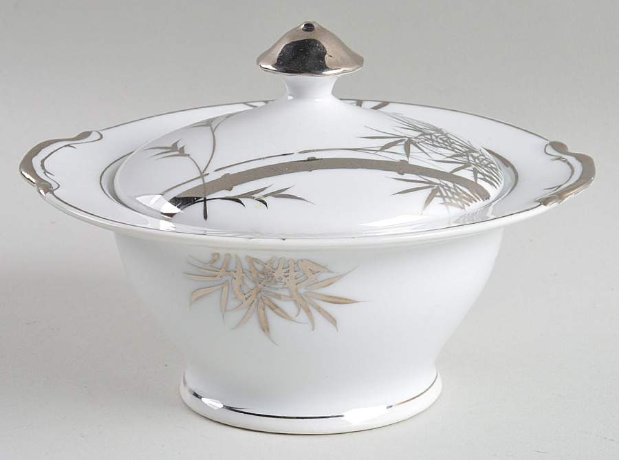 KUT63 Sugar Bowl & Lid by Kutani-1