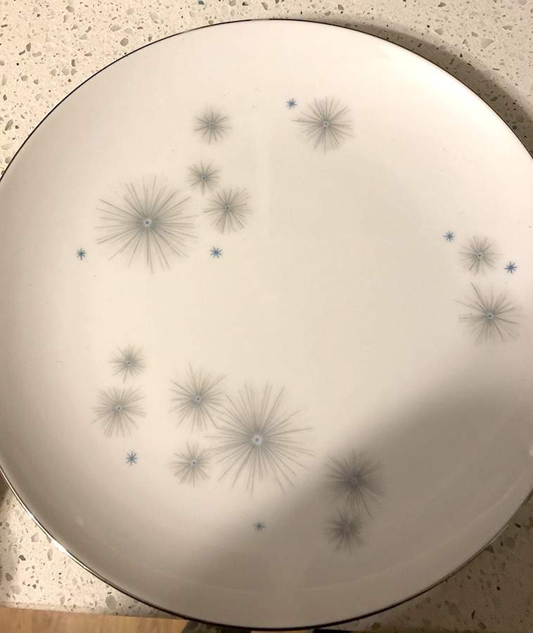 Bridal Veil Dinner Plate by Japan-1