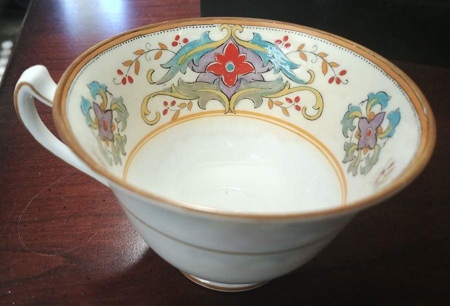 Cameron Footed Cup by George Jones & Sons-1