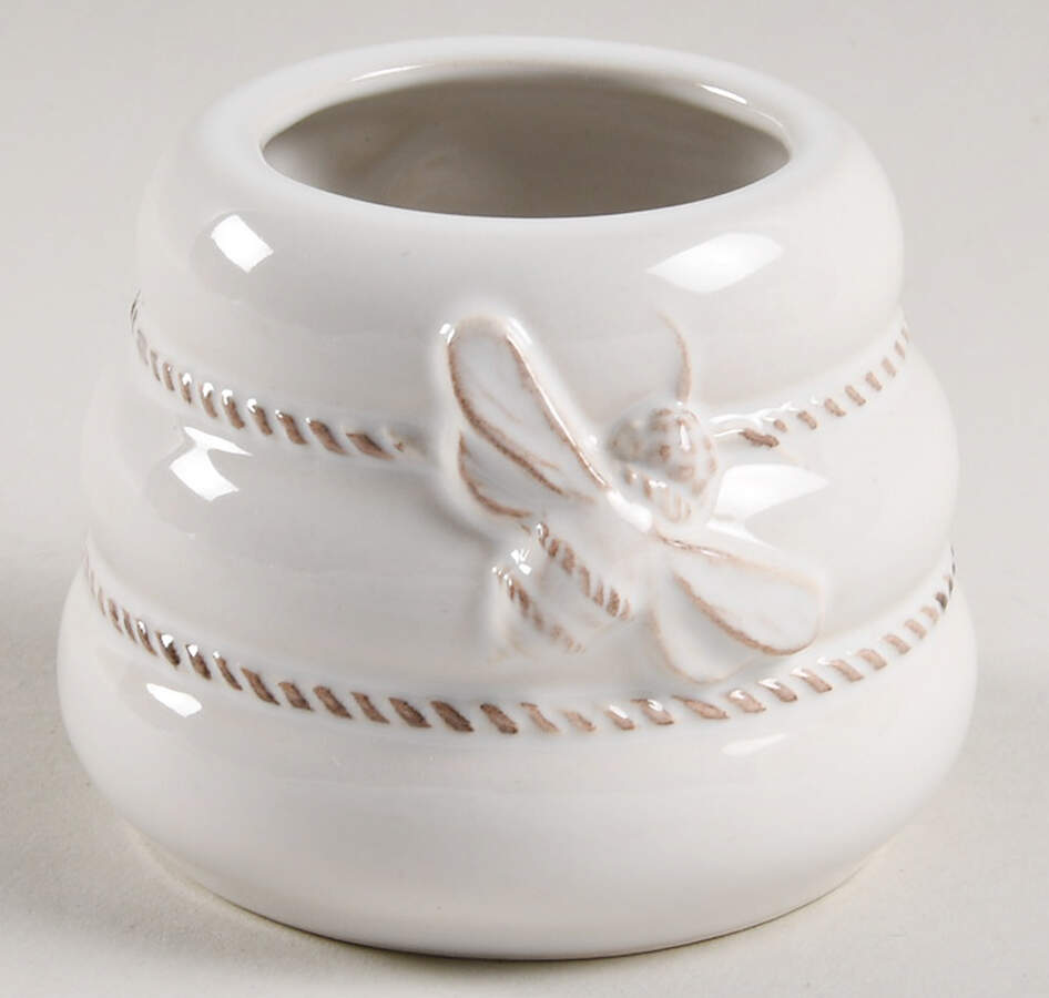 Clever Creatures Honey Pot No Lid by Juliska Ceramics-1