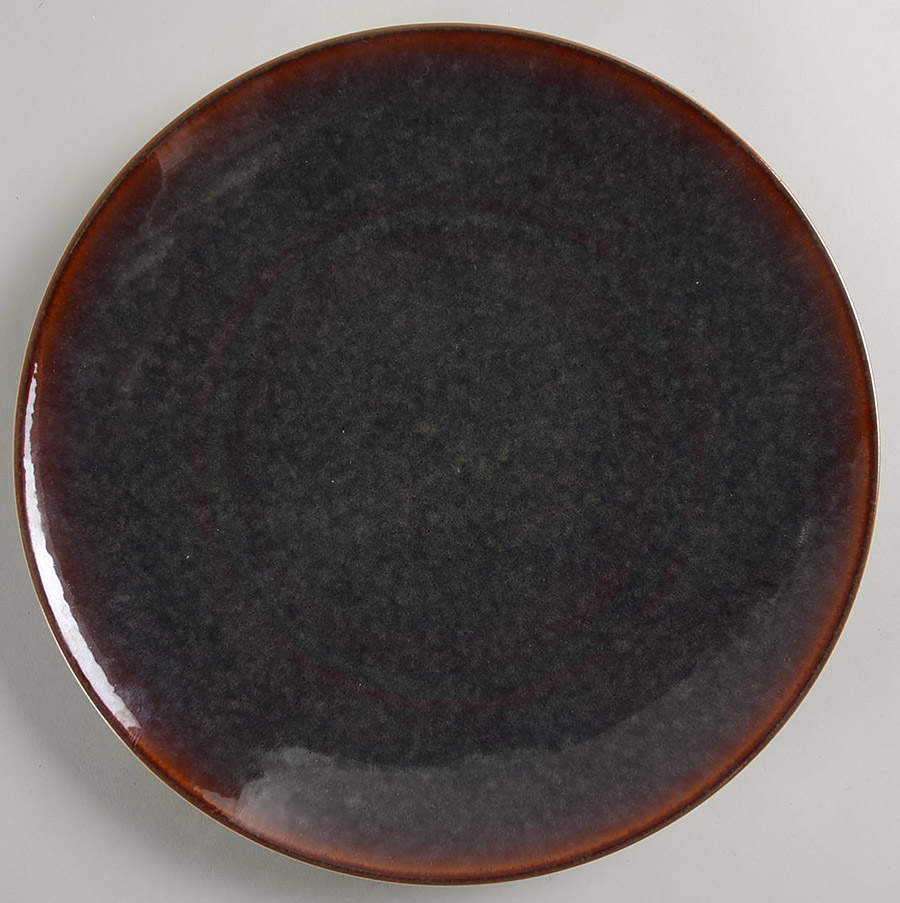 Chun Carmin Dinner Plate by Jaune de Chrome-1