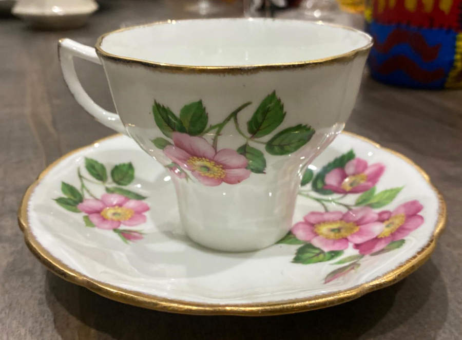 J652 Flat Cup & Saucer Set by Jason (England)-1