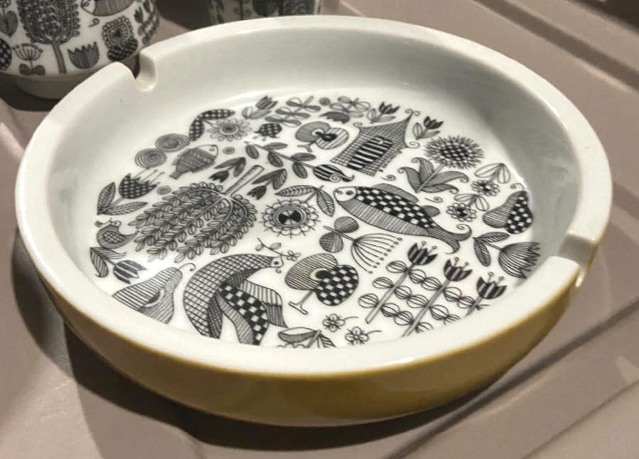 Fantasia Large Ashtray by JSC Japan-1