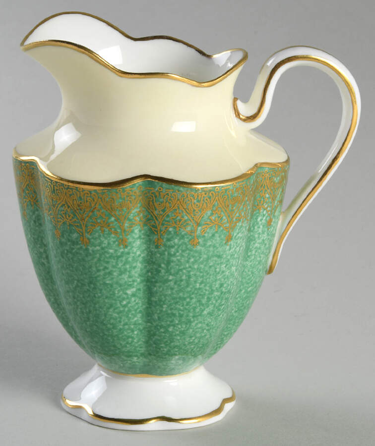 29832 Creamer by George Jones & Sons-1