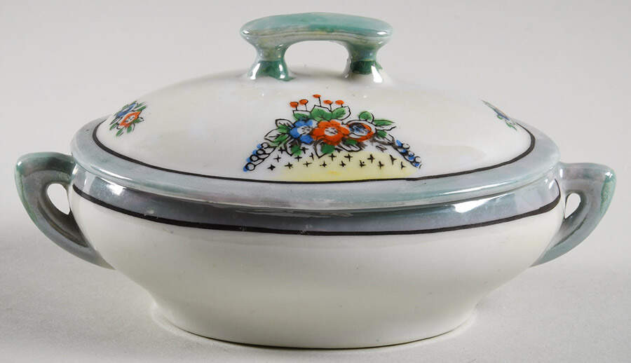 JAP1413 Child's Oval Covered Vegetable by Japan-1