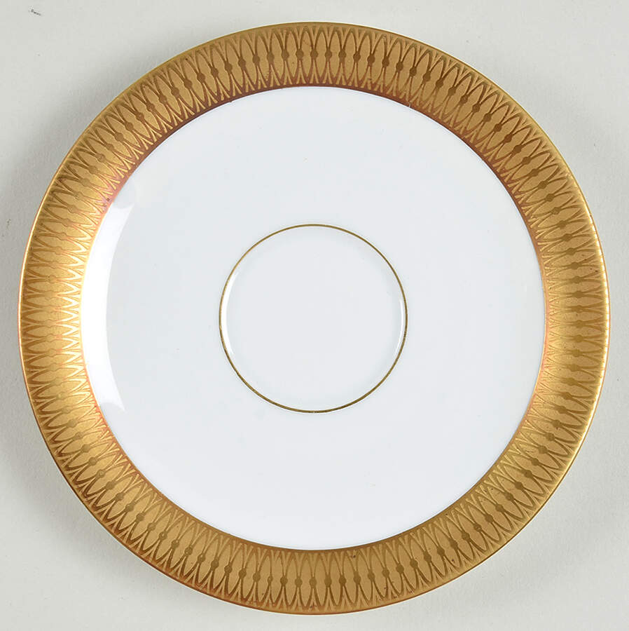 JOE108 Saucer by Johann Seltmann-1