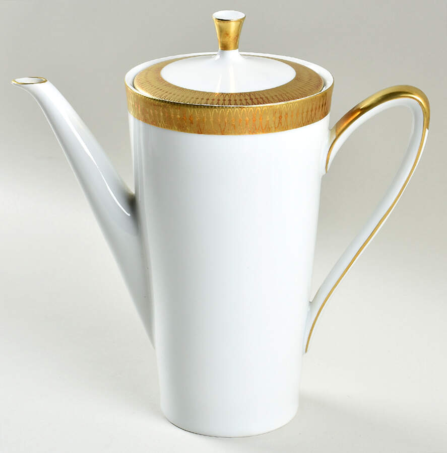 JOE108 Coffee Pot & Lid by Johann Seltmann-1