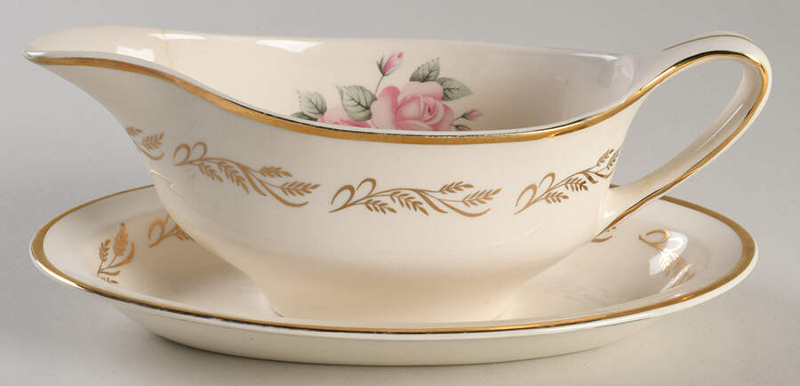 JB1352 Gravy Boat & Underplate/Relish by Johnson Brothers-1
