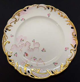 JON159 Luncheon Plate by George Jones & Sons-1
