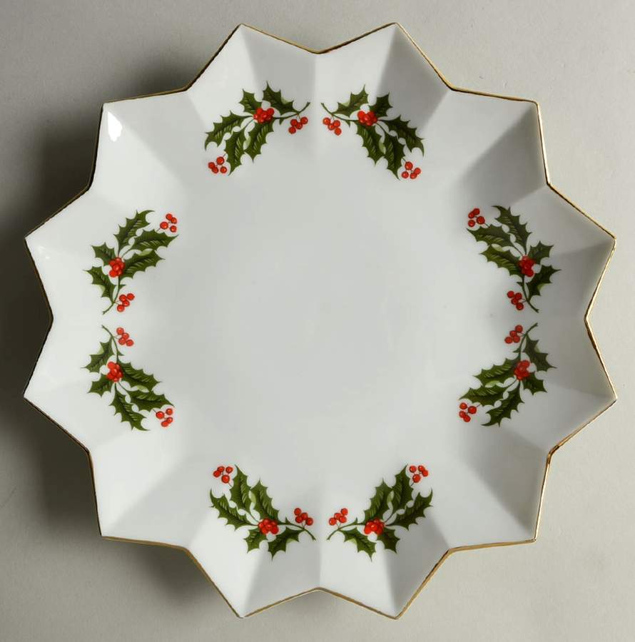Christmas Holly (Smooth Edge) 10" Star Shaped Platter by Kashima-1