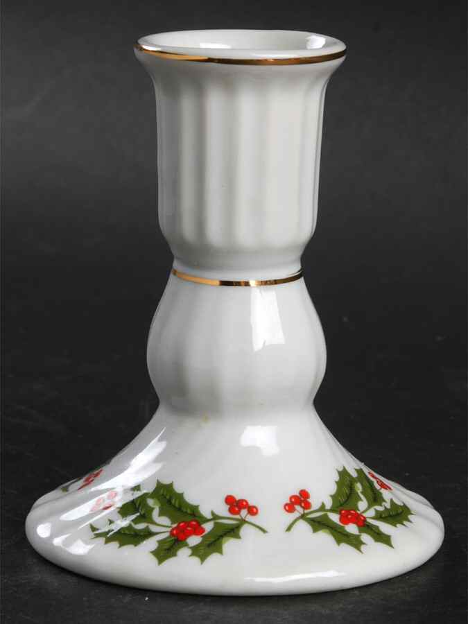 Christmas Holly (Smooth Edge) Single Light Candlestick by Kashima-1
