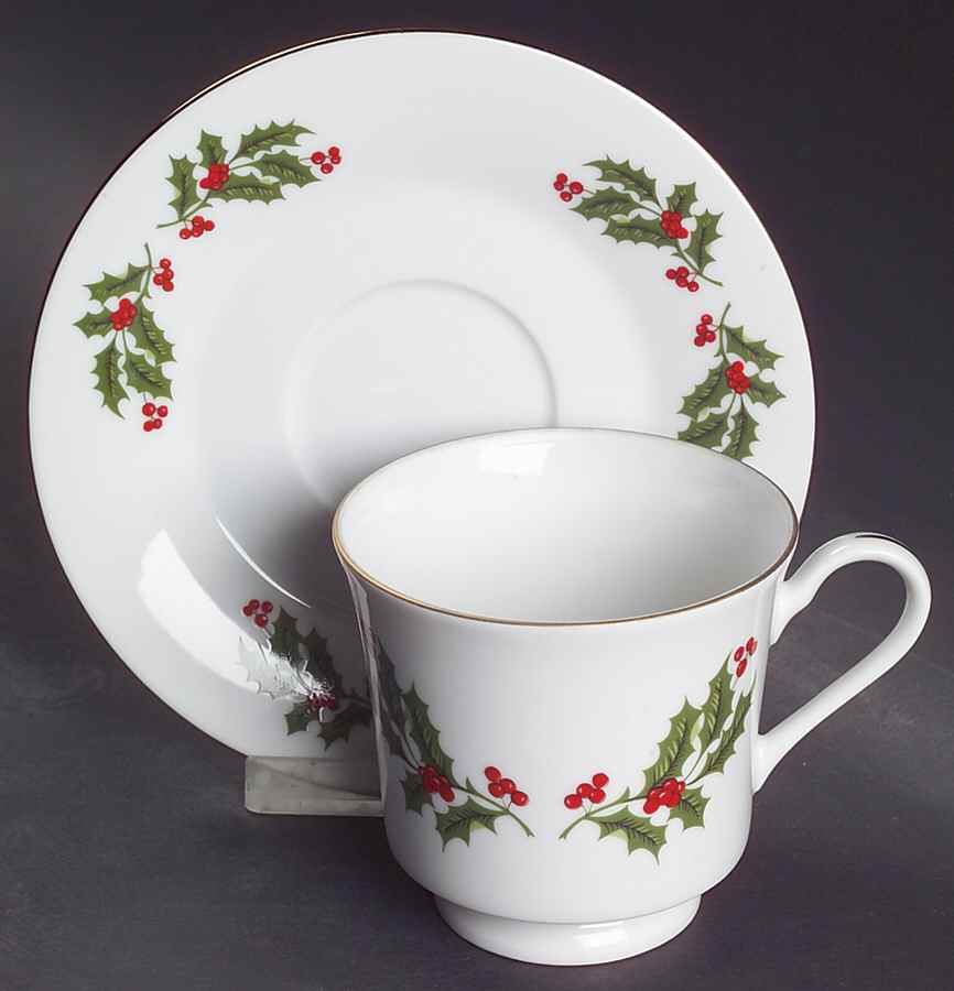 Christmas Holly (Smooth Edge) Footed Cup & Saucer Set by Kashima-1