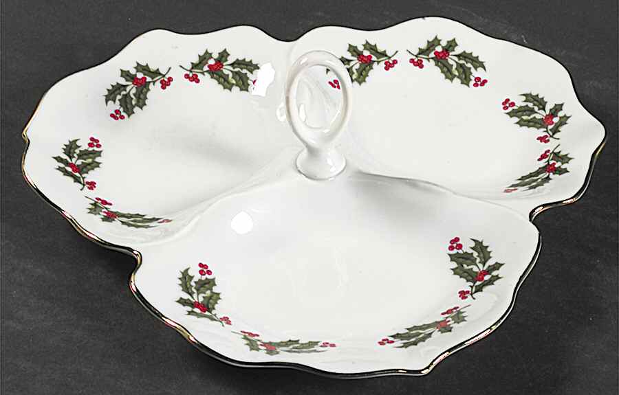 Christmas Holly (Smooth Edge) 3-Part Relish with Center Ceramic Handle by Kashima-1