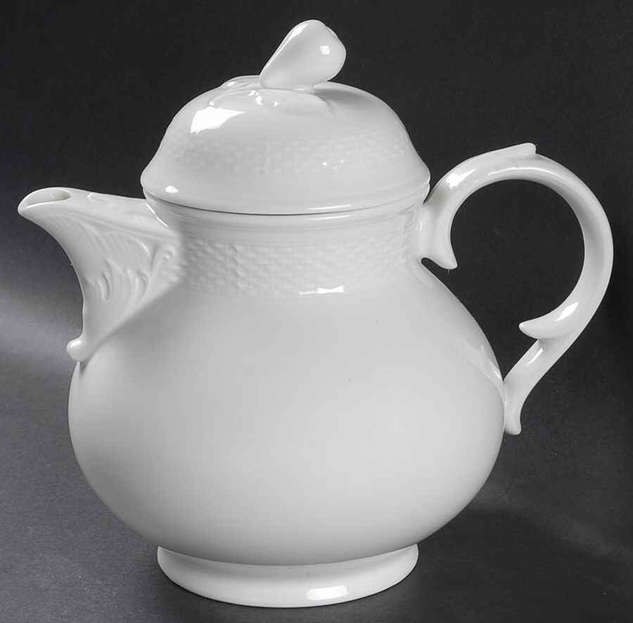 Belvedere Teapot & Lid by Kaiser-1