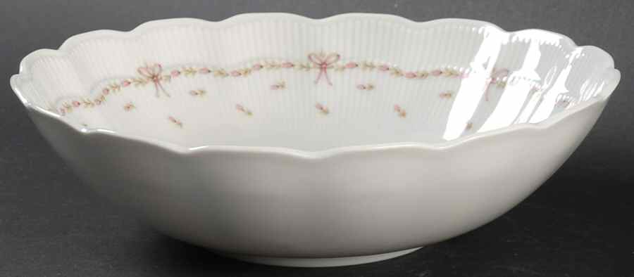 Bordeaux 7" Round Vegetable Bowl by Kaiser-1