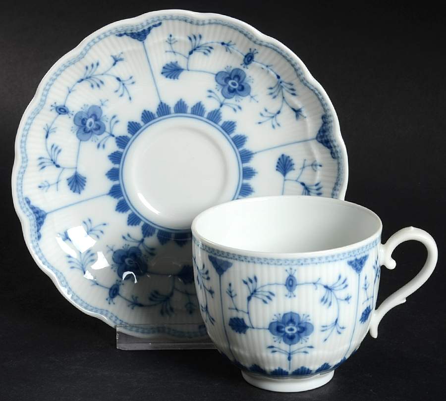 Bornholm Footed Cup & Saucer Set by Kaiser-1