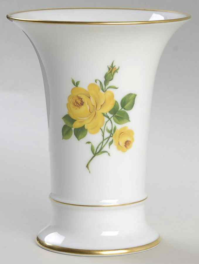 Charlottenburg (Scalloped) 6" Vase by Kaiser-1