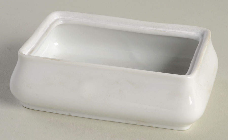 Dubarry Rectangular Box, No Lid by Kaiser-1