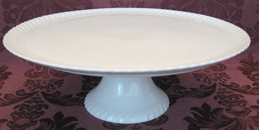 Nicole (Swirl) 12" Diameter Pedestal Cake Stand by Kaiser-1
