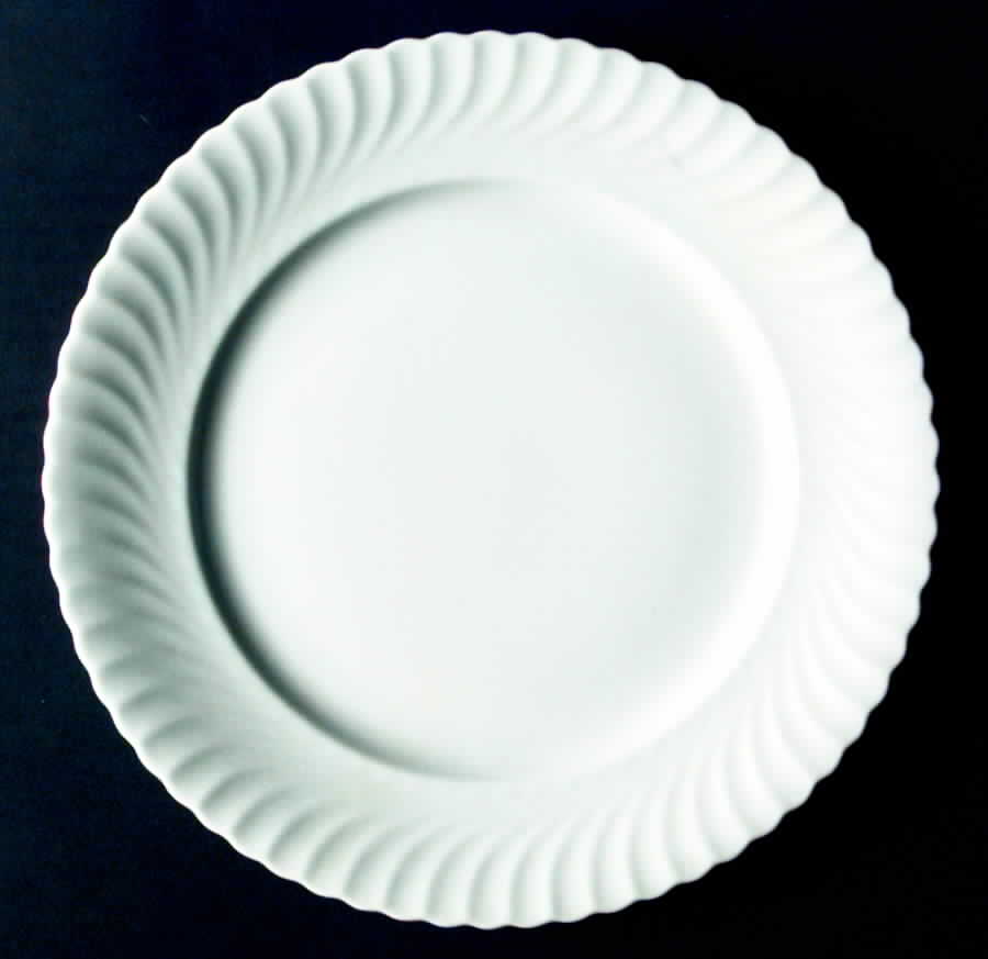 Nicole (Swirl) Dinner Plate by Kaiser-1