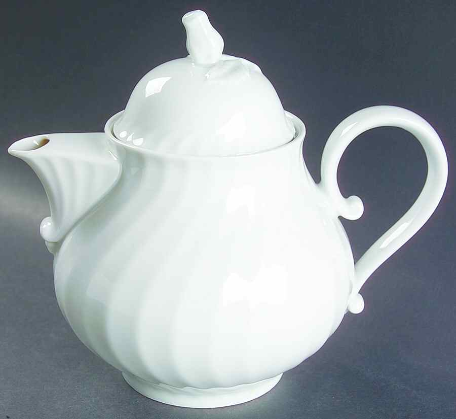 Nicole (Swirl) Teapot & Lid by Kaiser-1