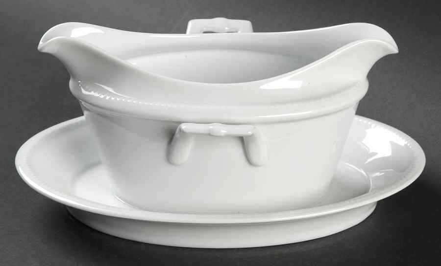 KAI2 Gravy Boat with Attached Underplate by Kaiser-1