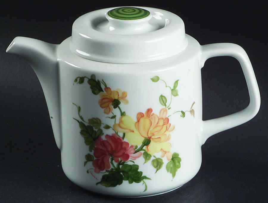 Lauriane Teapot & Lid by Kaiser-1