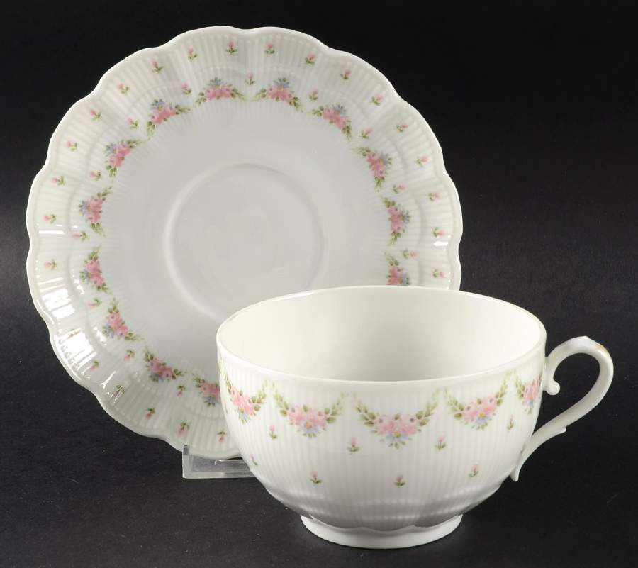 Marseille Breakfast Cup & Saucer Set by Kaiser-1