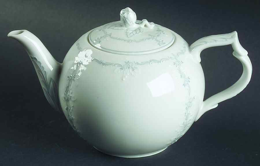 Midinette Mini Teapot & Lid by Kaiser-1