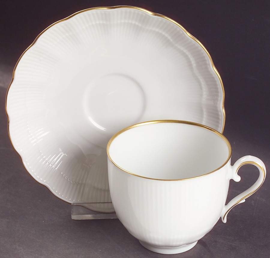 Nizza Footed Cup & Saucer Set by Kaiser-1