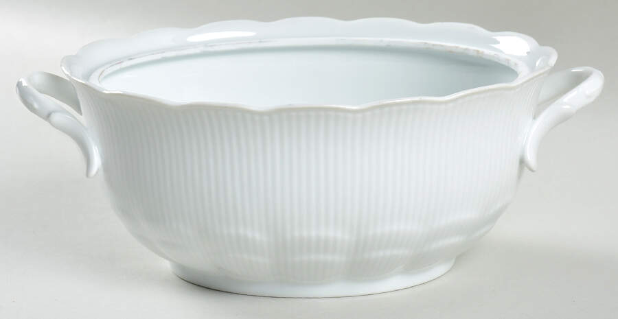 Romantica All White Oval Vegetable No Lid by Kaiser-1