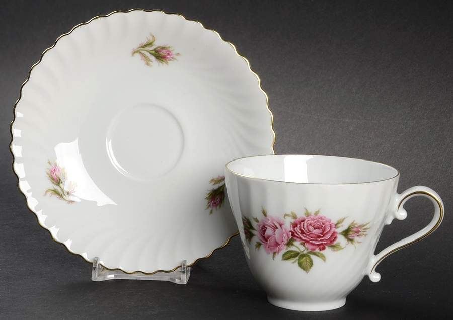 Rusticana Flat Cup & Saucer Set by Kaiser-1