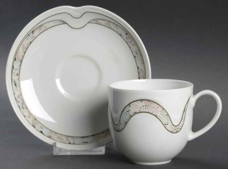 Tivoli Flat Cup & Saucer Set by Kaiser-1