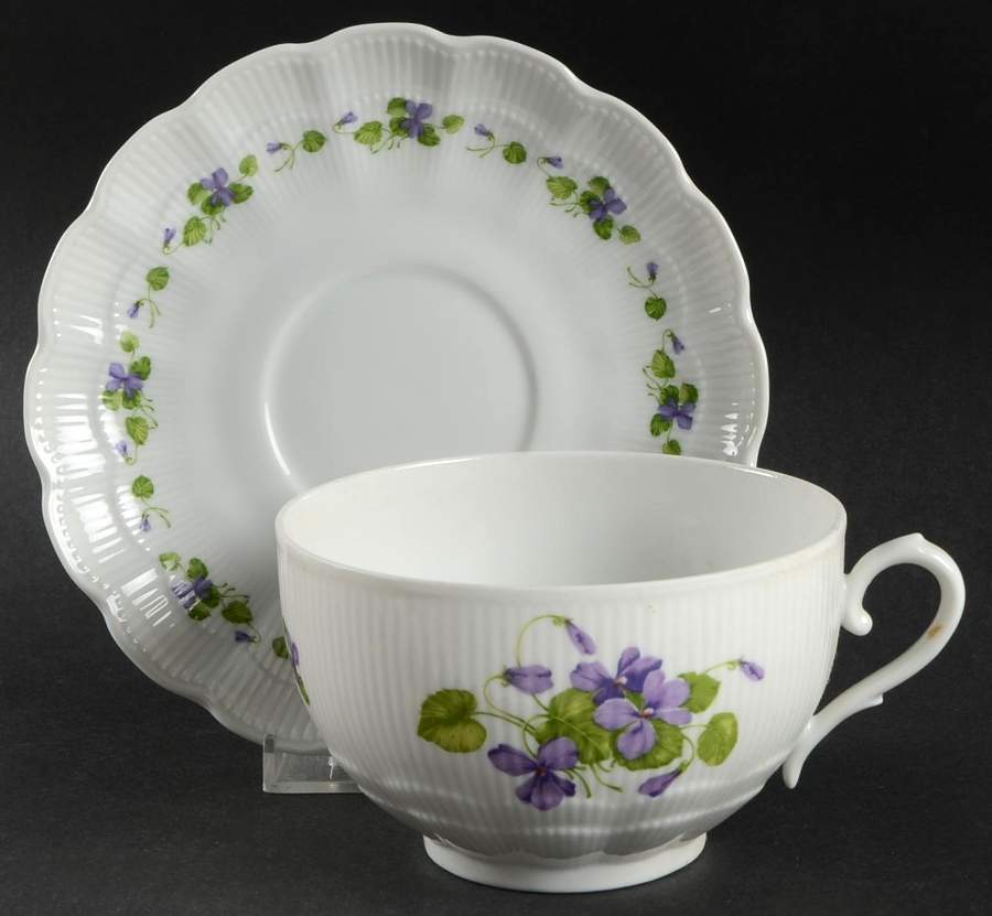 Viola Breakfast Cup & Saucer Set by Kaiser-1
