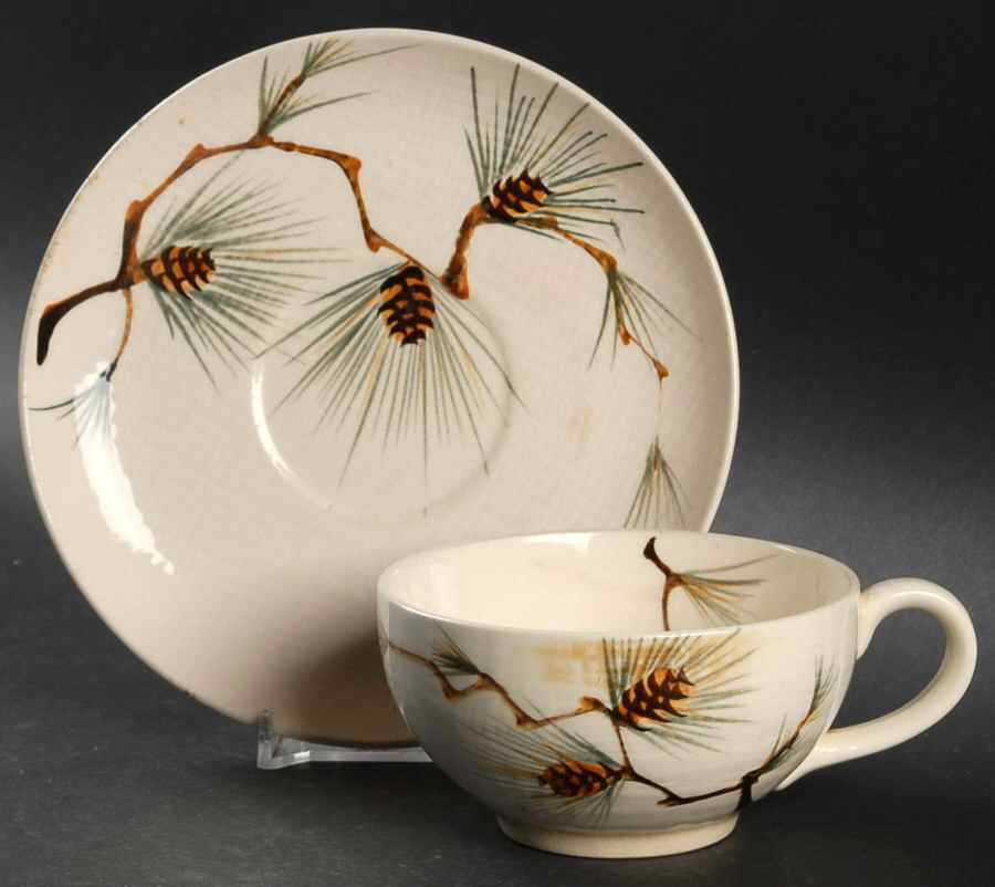 Canyon Pine Flat Cup & Saucer Set by Kanedai-1