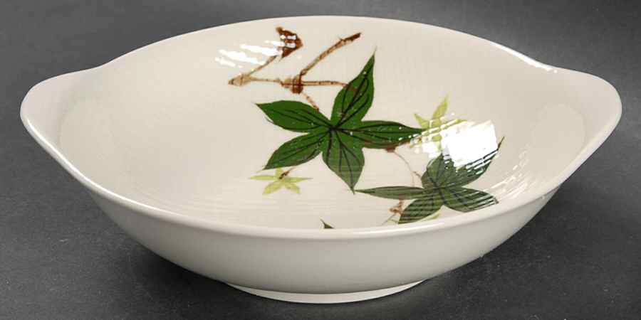 Ivy Lugged Soup Bowl by Kanedai-1