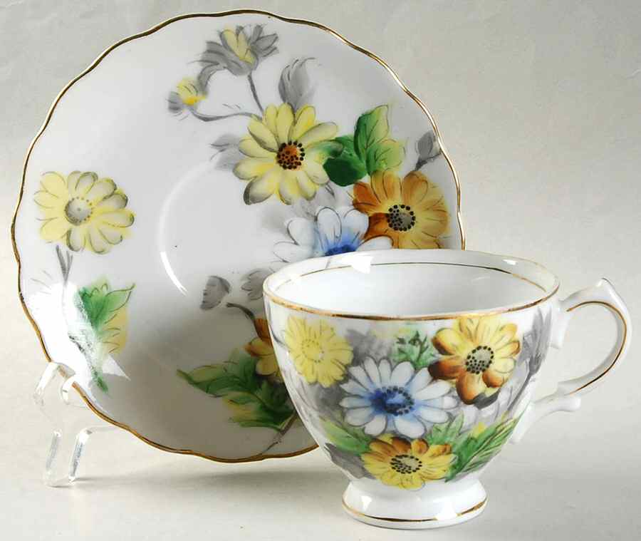 Birthday Floral Series Footed Cup & Saucer Set by Kasuga-1