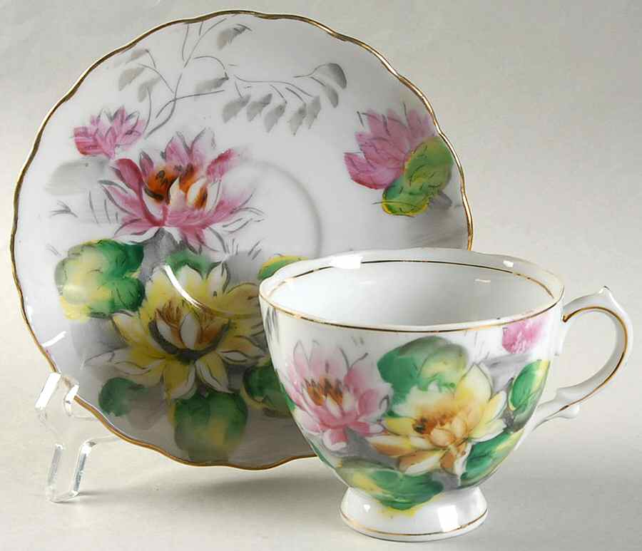 Birthday Floral Series Footed Cup & Saucer Set by Kasuga-1